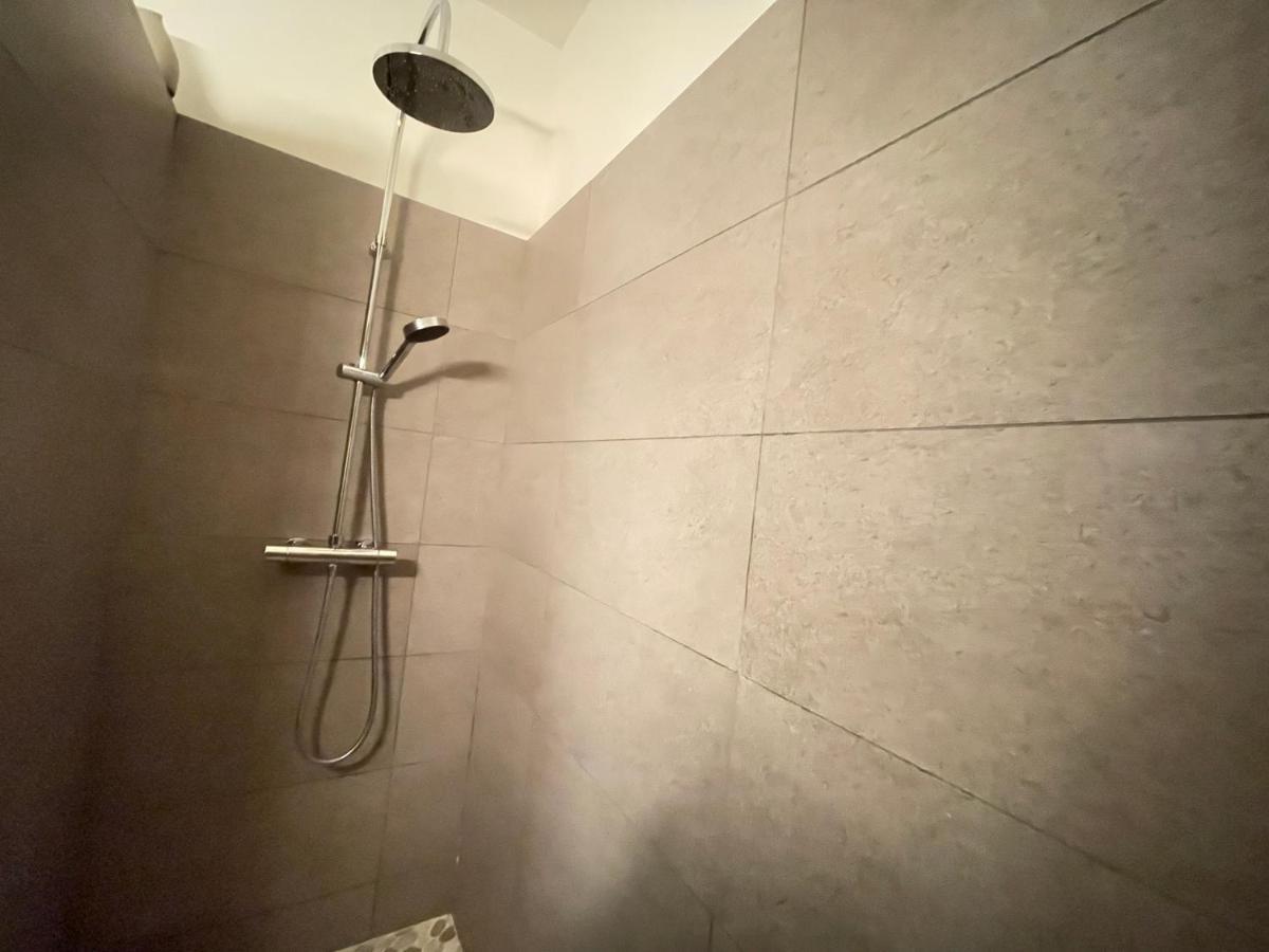 Renting - 2 Massena - Luxury Loft - Balcony Massena Square View - Aircon Nizza