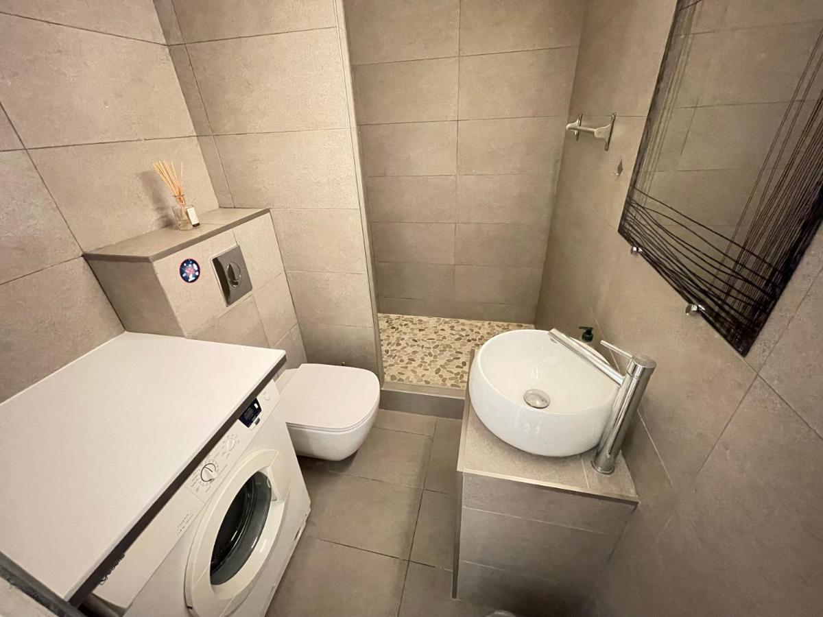 Renting - 2 Massena - Luxury Loft - Balcony Massena Square View - Aircon Appartamento Nizza